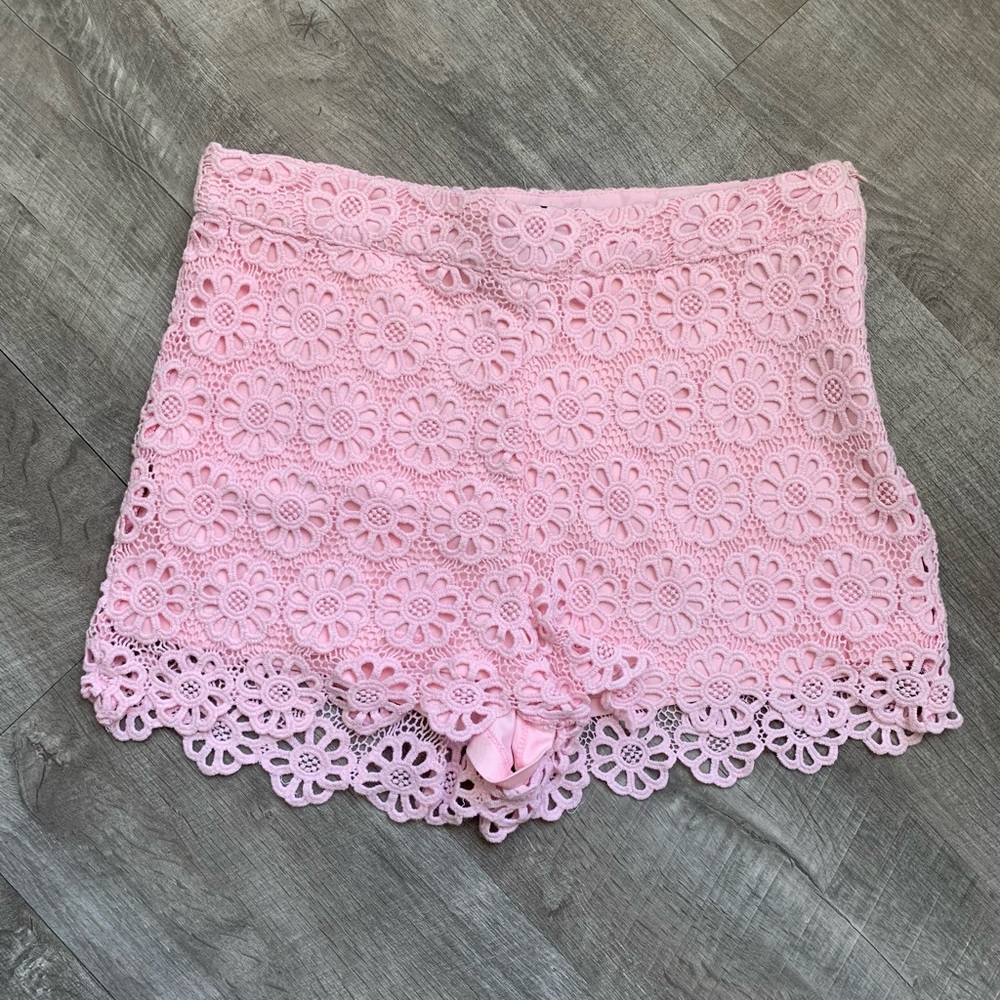 FOREVER 21 Pink Lace Shorts